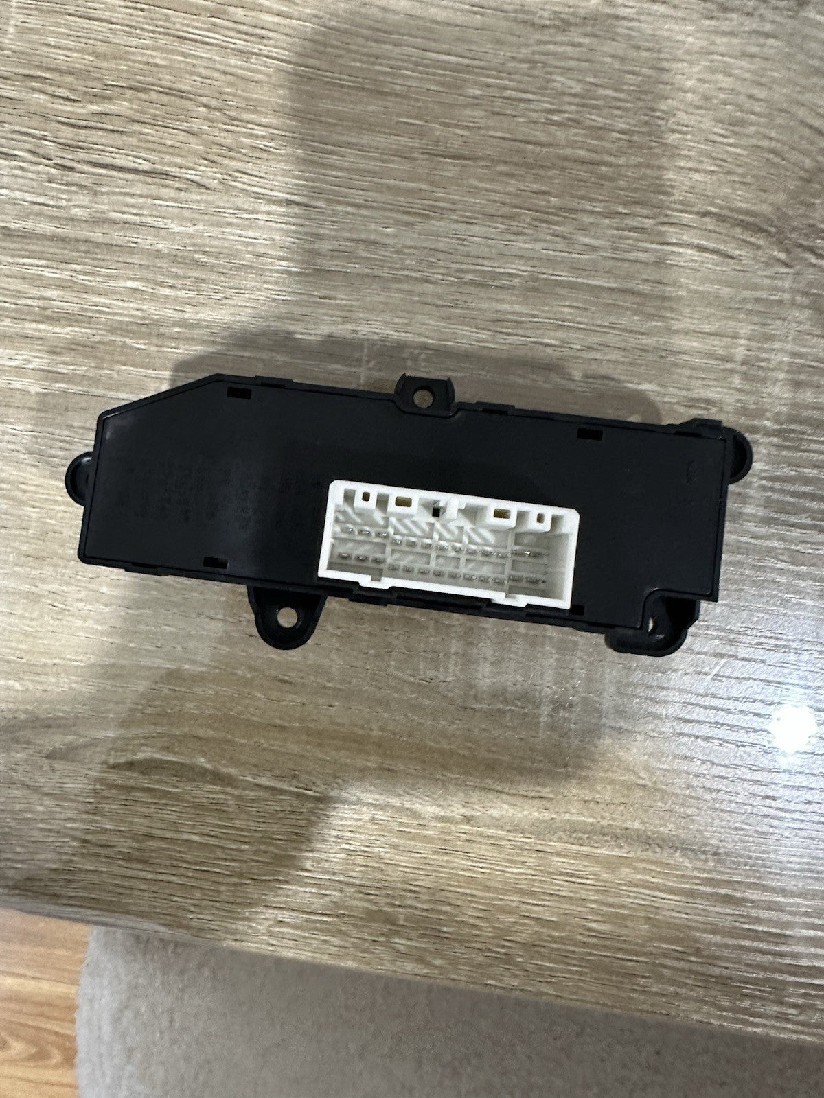 Electric Park Switch Auto Hold Seat Warmer Hyundai Sant Fe DM 01/2015-02/2018 LH
