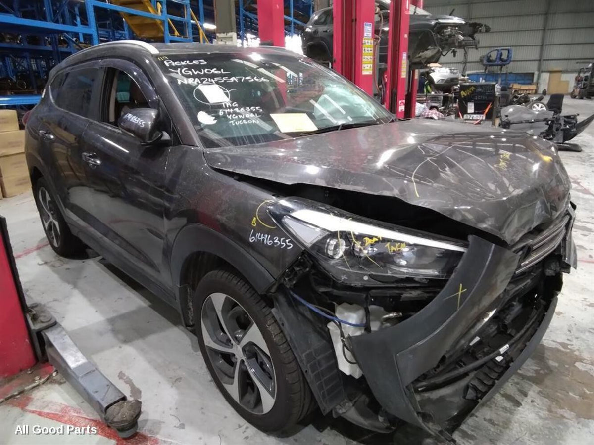 2016, HYUNDAI, TUCSON, Left Front Hub Assembly, TL, AWD, 07/15-06/18
