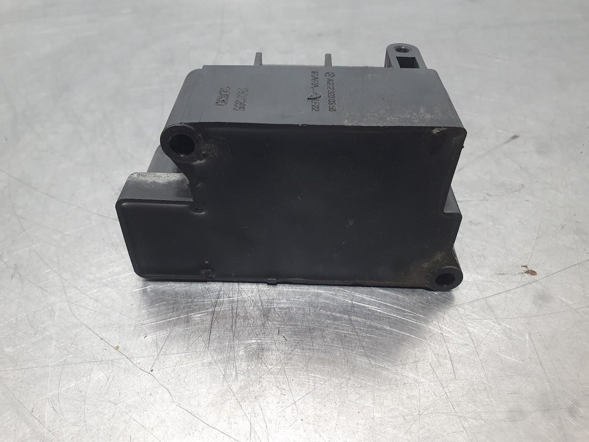 MERCEDES GL CLASS AIR RIDE COMPRESSOR X164, AIR SUSPENSION VALVE BLOCK, W/ 4MATI
