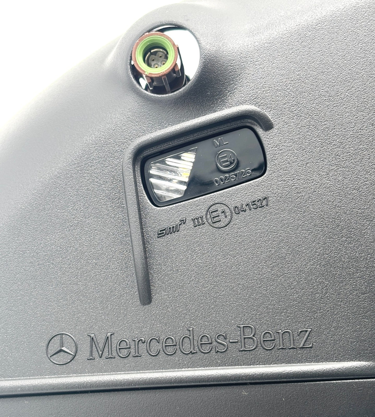 OEM Mercedes-Benz EQA C243 GLB C247 Right Side View Mirror Housing A2478103606