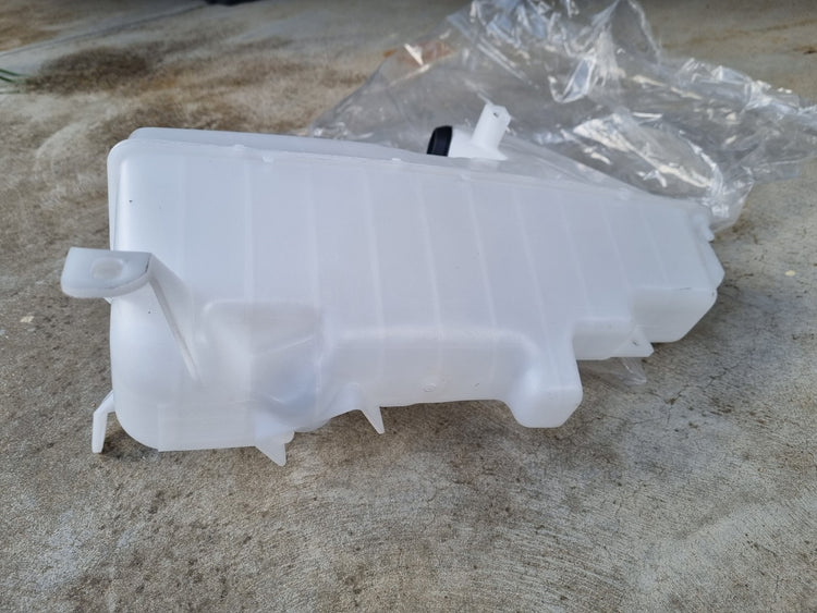 Toyota JZA80 Supra windscreen washer bottle NEW 85315-14120