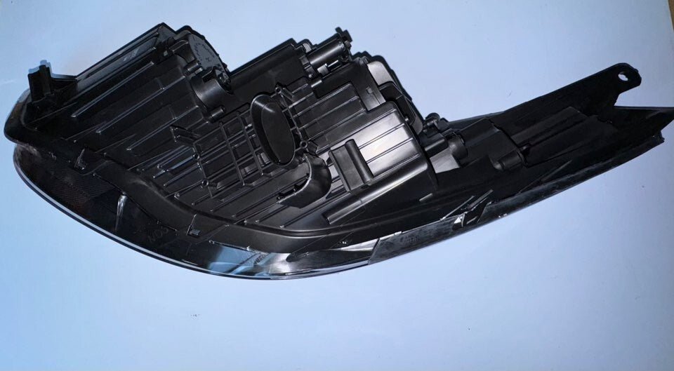 GENUINE NEW RH HEAD LIGHT SUITS HYUNDAI ELANTRA 2011-2013