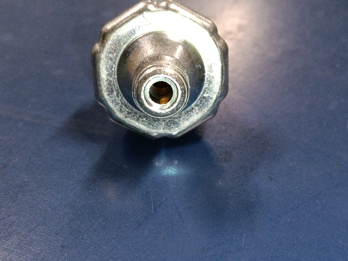 Freightliner A6805450224 Switch Low Pressure Air Normally Closed 64-76 1/8 Mpt