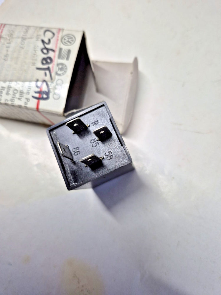 VW / AUDI / Seat (90-04) 1L0951307 Headlight Warning Buzzer Relay Z34 12V (292)