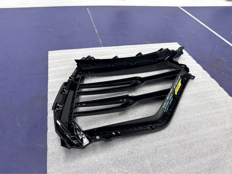 Lamborghini Urus 4ML Front Left Grille OEM NEW - 4ML807681 .300488