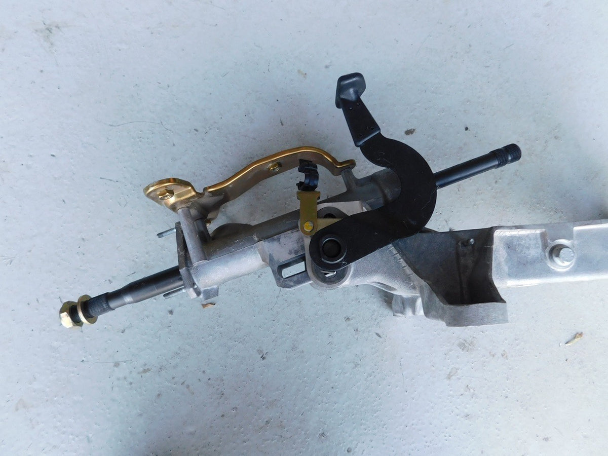 Ferrari 360 Modena Steering Column + Mounting Bracket J079