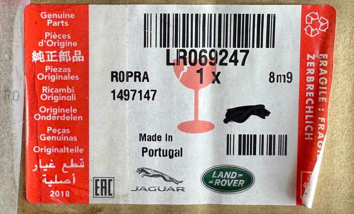 Land Rover Discovery 4 (2010 - 2016) L319 Centre Upper Shield LR069247 OEM New