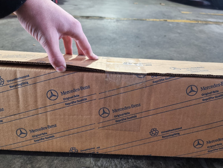 Brand New Mercedes ML Class W163 Rear Parcel Tray/Roller Blind