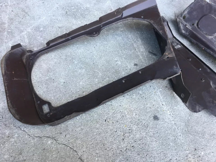 FORD CORTINA TAUNUS 1970-1975 FRONT HEAD LIGHT RADIATOR SUPPORT PANEL LH+RH NOS