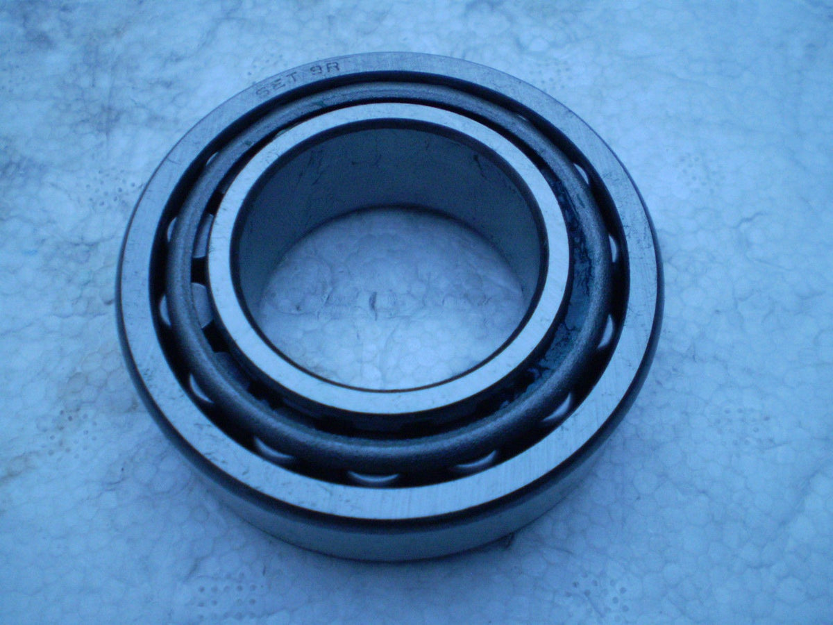 B/W Rear Wheel Bearing Kit for Holden Commodore Ute VR VS V6 & V8 1993-1997 x1