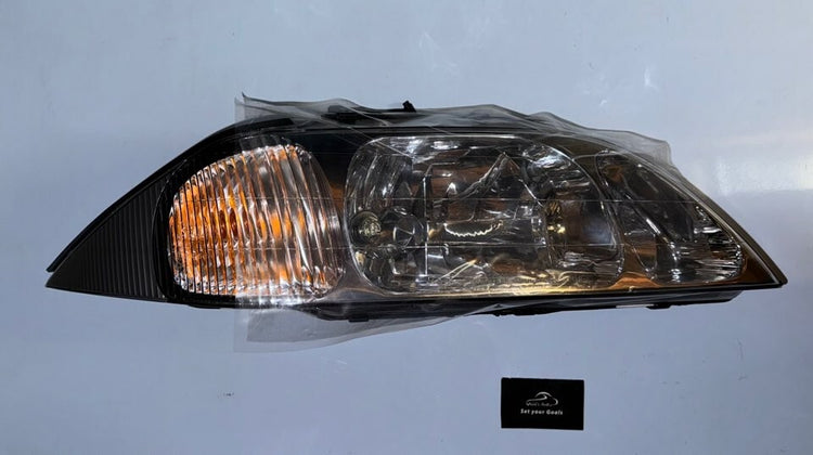 GENUINE BRAND NEW RH HEAD LIGHT SUITS SSANGYONG MUSSO 2005-2006