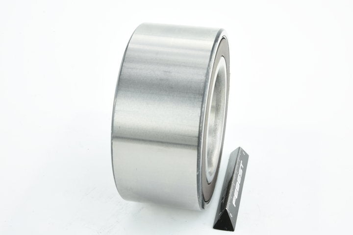 Front Wheel Bearing 44X82.5X37 Fits Land Rover LR041425, RFC000010