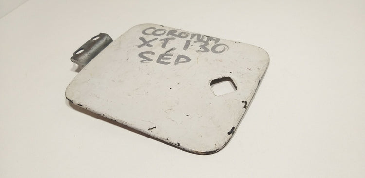 Toyota Corona XT130 Fuel Filler Cap Petrol Fill Door Flap Cover