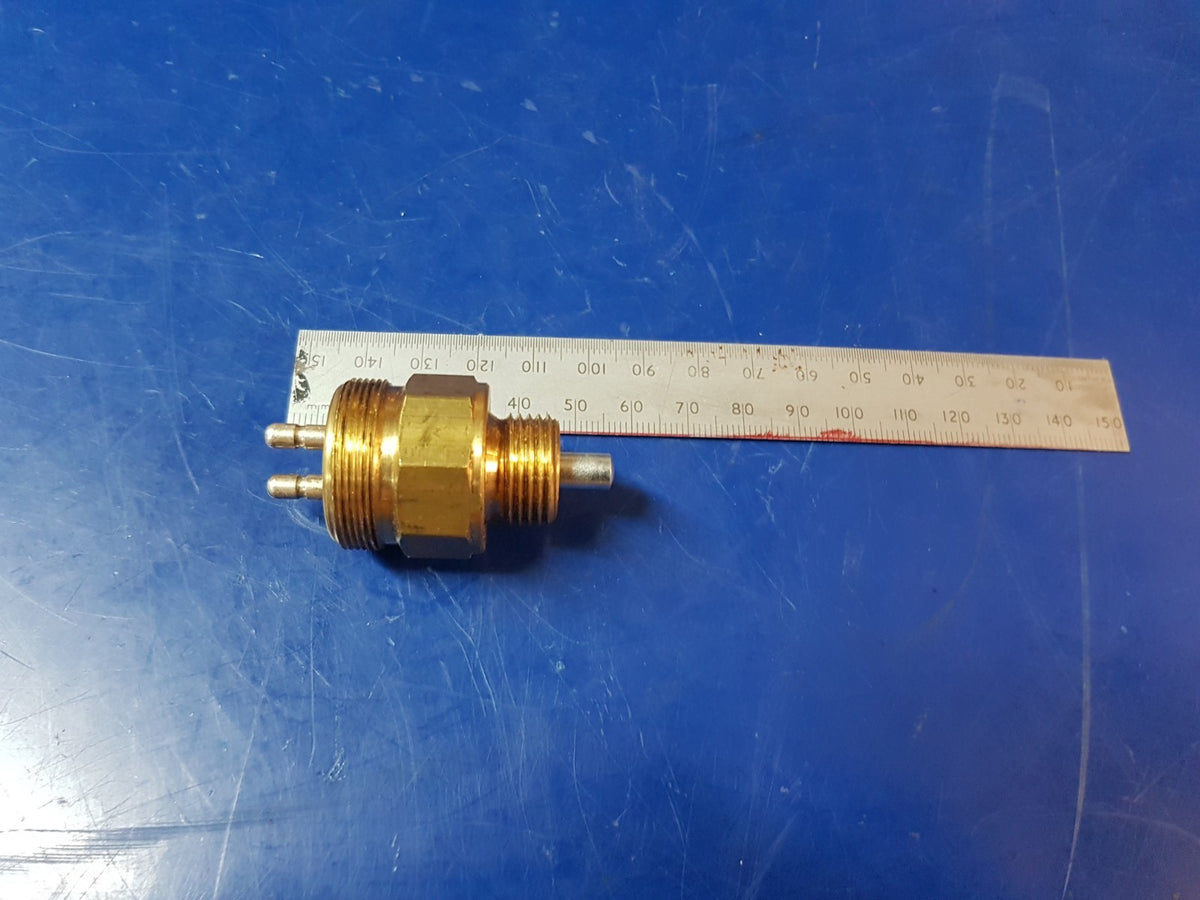 Mercedes Truck & Unimog U1700 Revrse Light/PTO switch- 001 545 82 14, 0015458214
