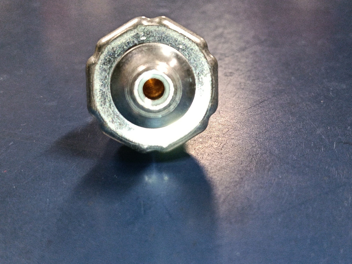 Freightliner A6805450224 Switch Low Pressure Air Normally Closed 64-76 1/8 Mpt