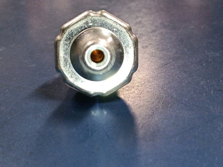 Freightliner A6805450224 Switch Low Pressure Air Normally Closed 64-76 1/8 Mpt