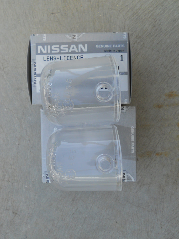 Nissan B110 B120 Sunny licence lamp lenses NEW Datsun 1200 26511-H1800