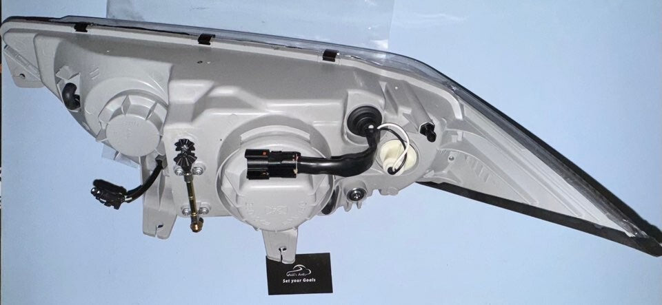 GENUINE BRAND NEW LH HEAD LIGHT SUITS SSANGYONG MUSSO 2005-2006