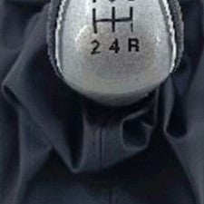 Shift Knob Boot Suitable for Ford Focus 2008-2011 MT Silver 8M5R-7H409AK